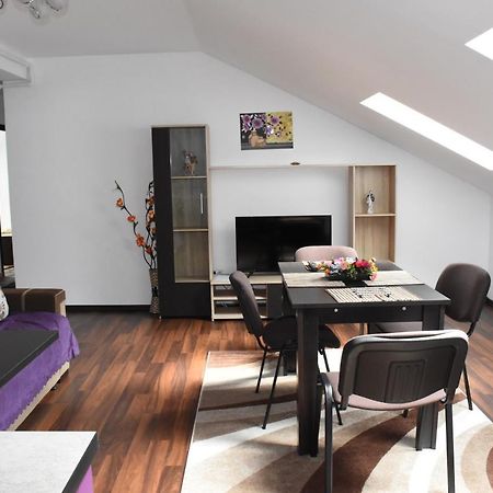 Hotel Apartament Eldya Comfort&Suites Predeál Kültér fotó