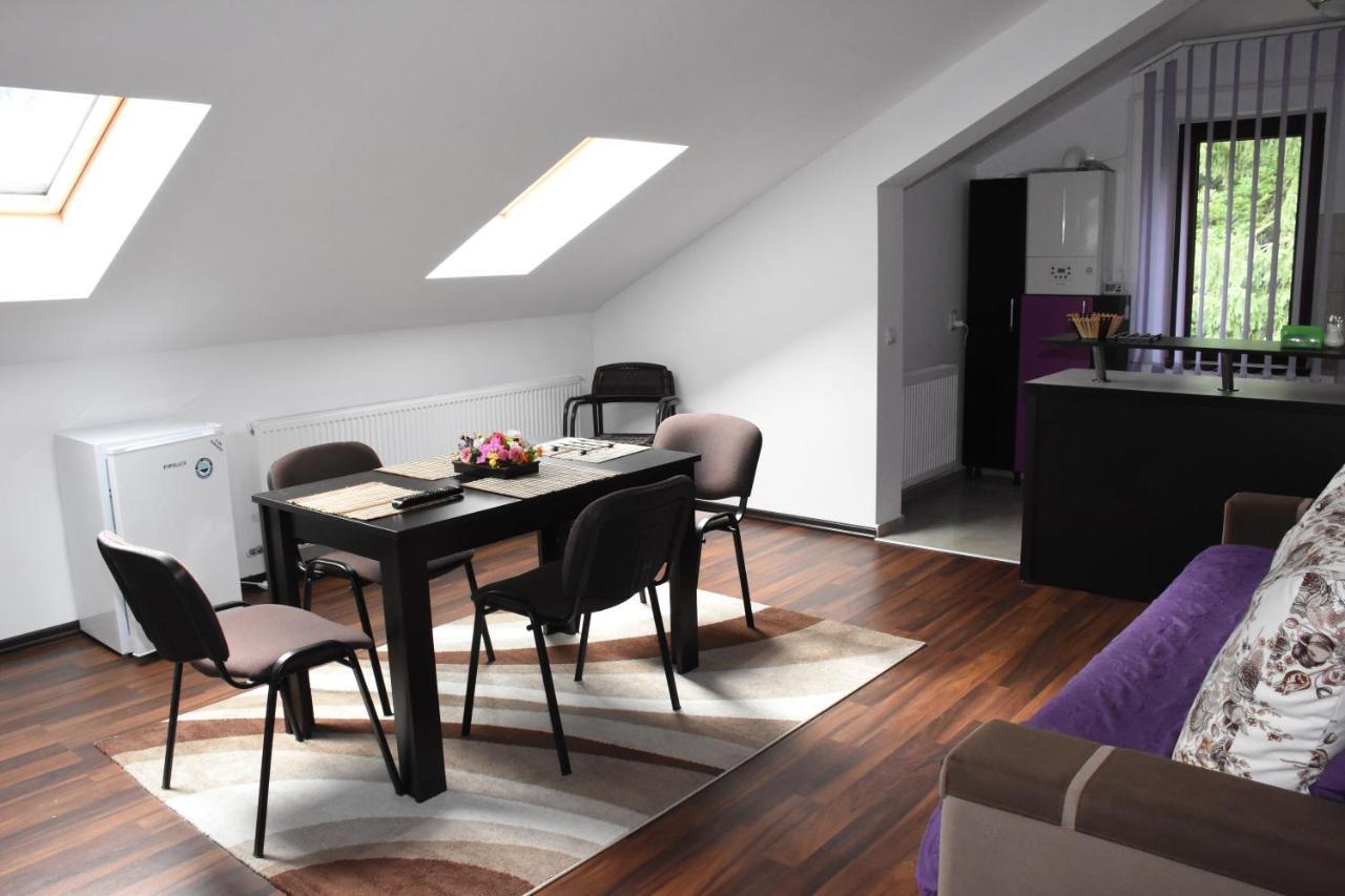 Hotel Apartament Eldya Comfort&Suites Predeál Kültér fotó