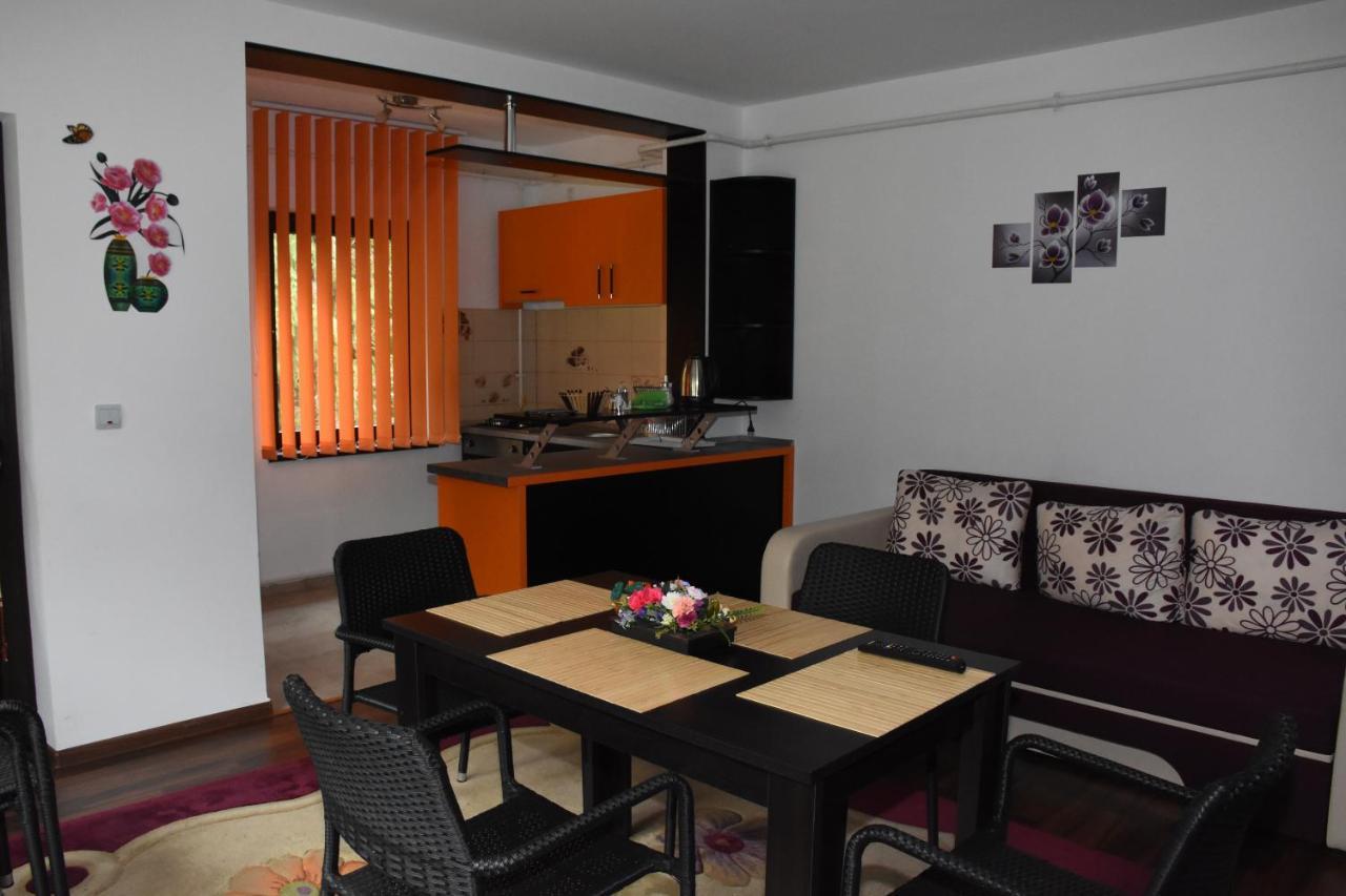Hotel Apartament Eldya Comfort&Suites Predeál Kültér fotó